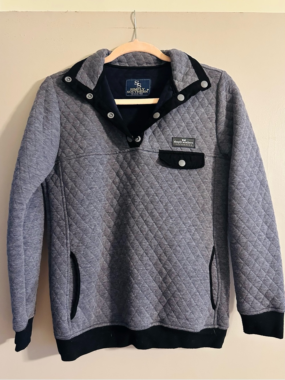 Simply Southern Womens Quilted Gray Pullover Sweater